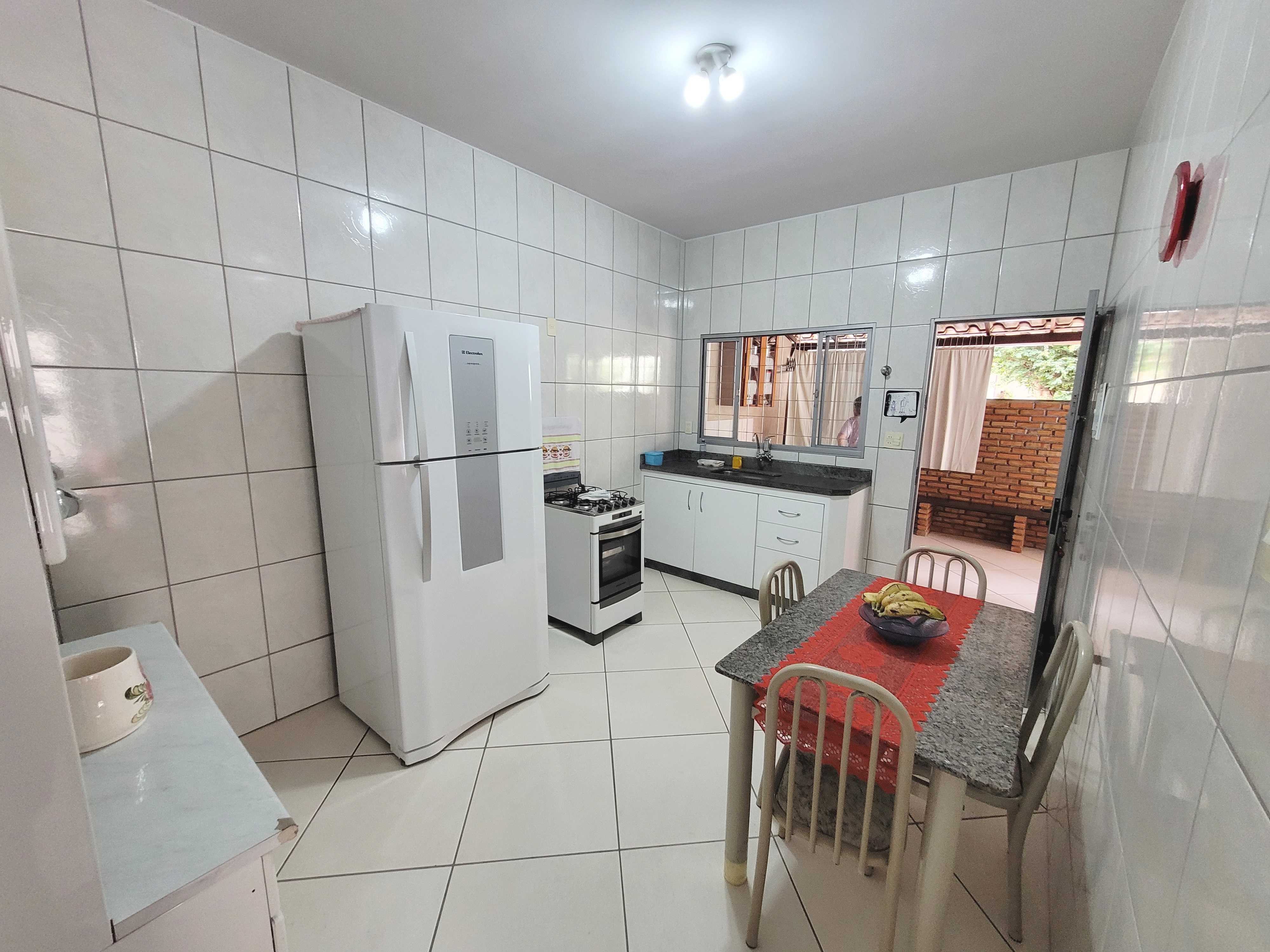 Casa à venda com 3 quartos, 360m² - Foto 8