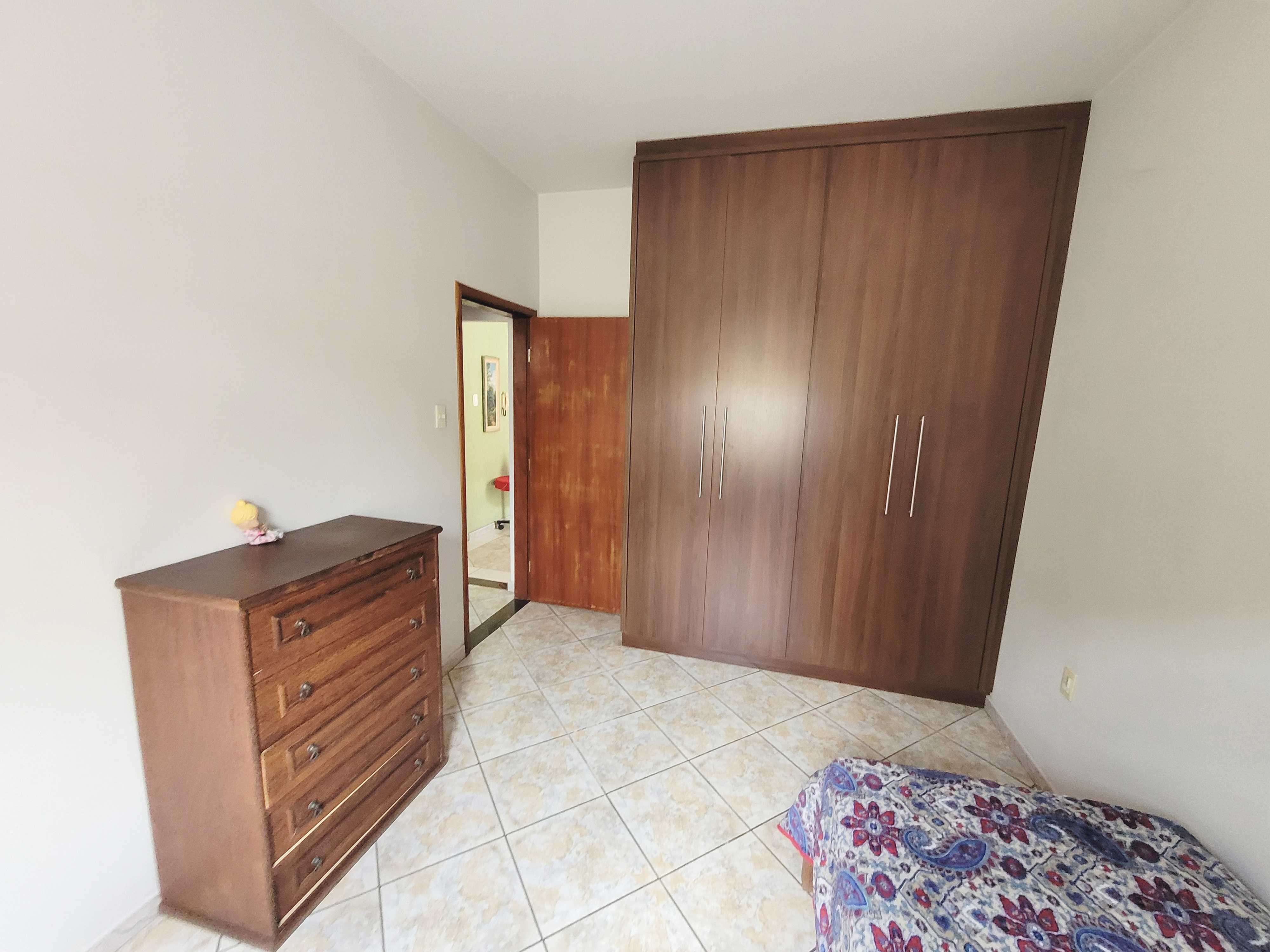 Casa à venda com 3 quartos, 360m² - Foto 5