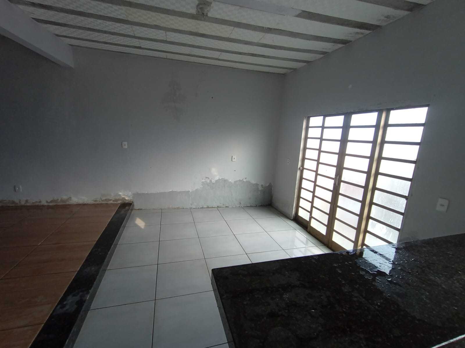 Casa à venda com 1 quarto, 600m² - Foto 3