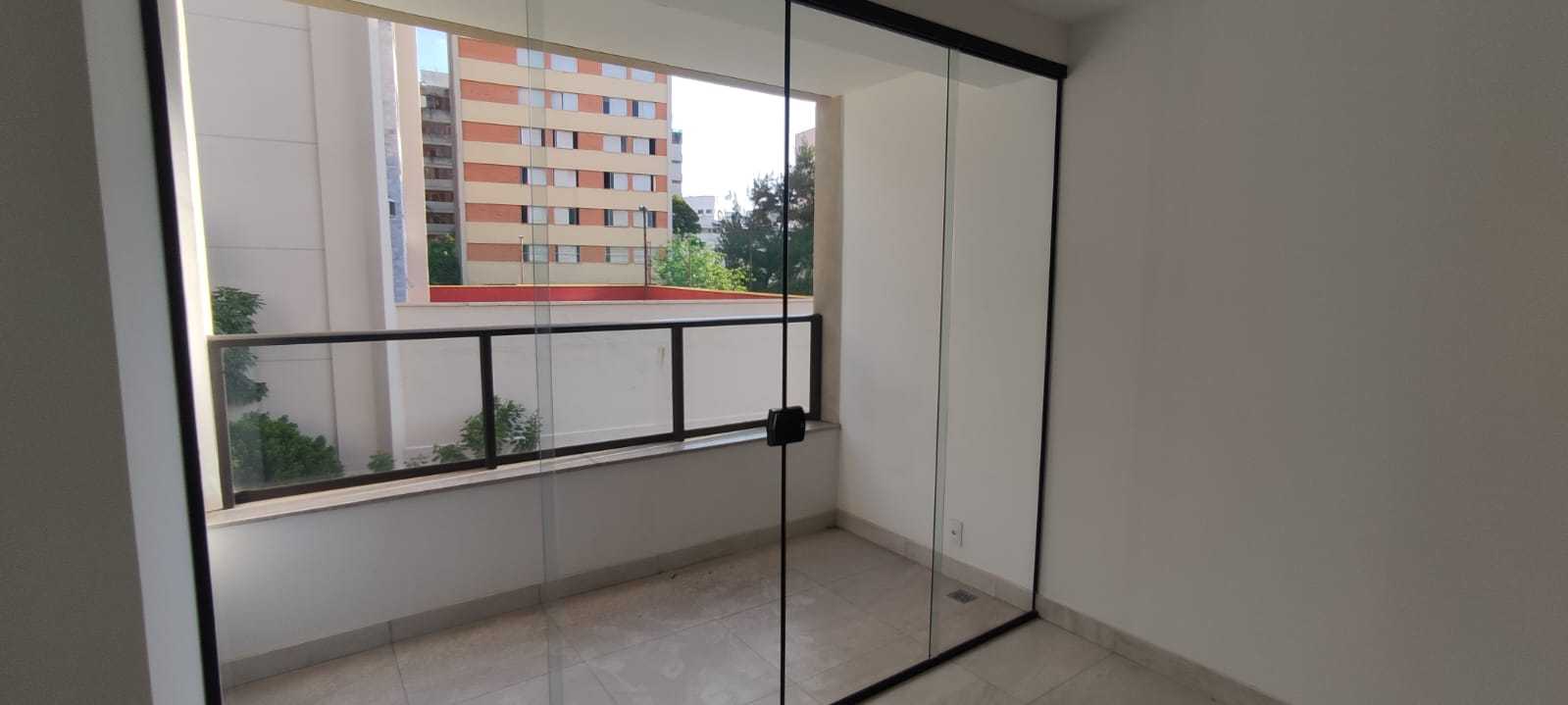 Apartamento à venda com 2 quartos, 64m² - Foto 17