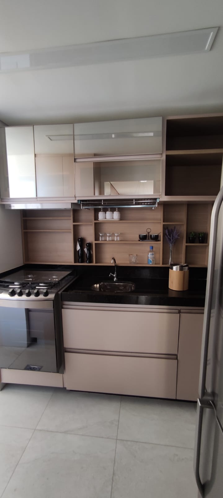 Apartamento à venda com 2 quartos, 64m² - Foto 8