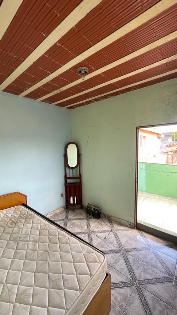 Casa à venda com 4 quartos, 220m² - Foto 24