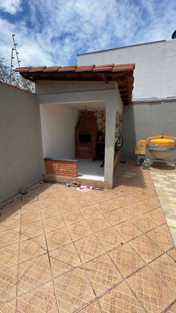 Casa à venda com 4 quartos, 220m² - Foto 25