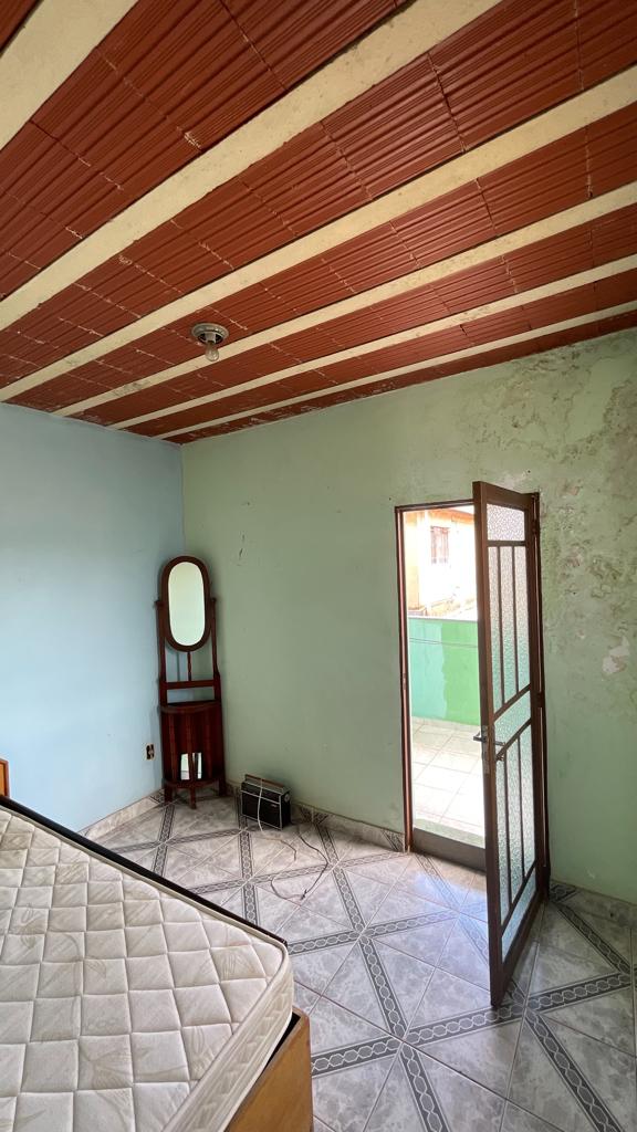 Casa à venda com 4 quartos, 220m² - Foto 21