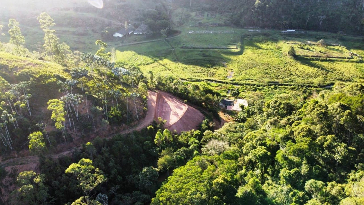 Chácara à venda com 1 quarto, 20000m² - Foto 2