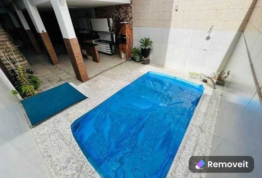 Casa à venda com 3 quartos, 180m² - Foto 1