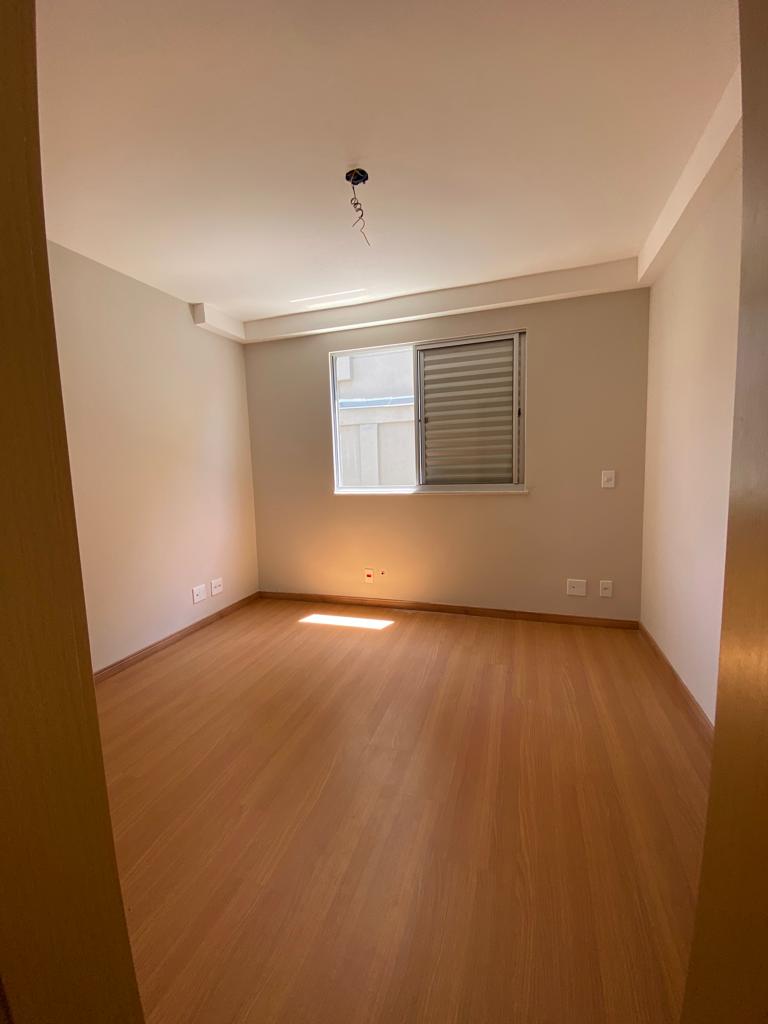 Apartamento à venda com 2 quartos, 66m² - Foto 20