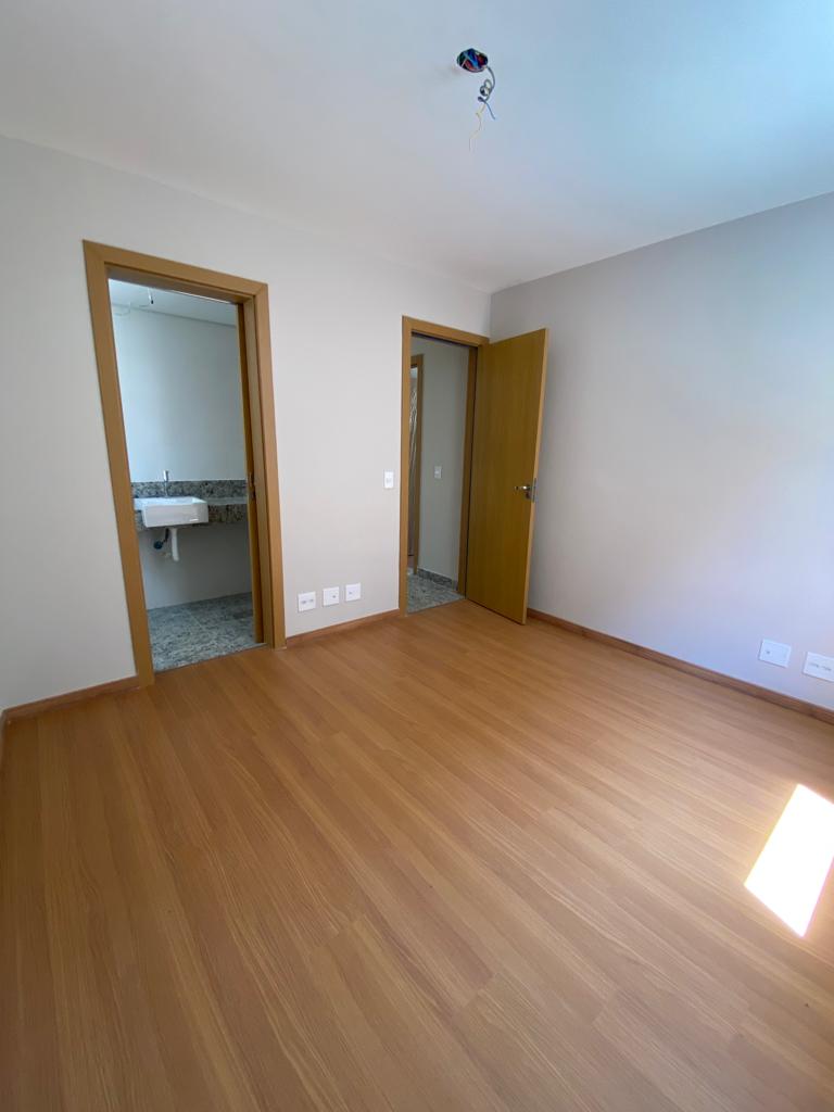 Apartamento à venda com 2 quartos, 66m² - Foto 18