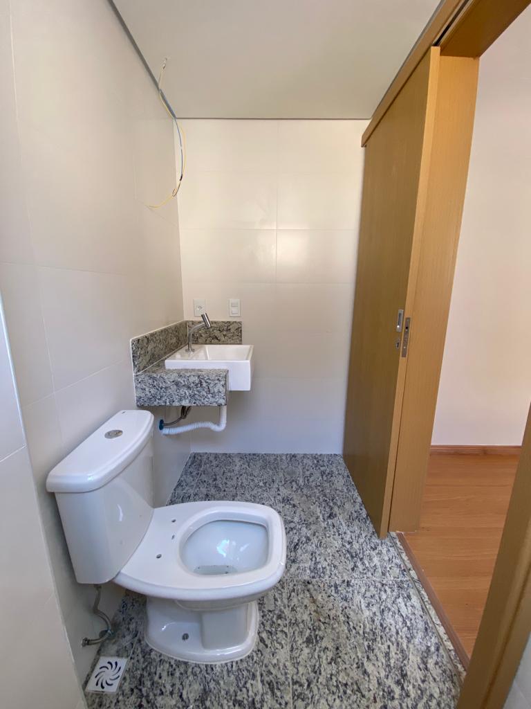 Apartamento à venda com 2 quartos, 66m² - Foto 14