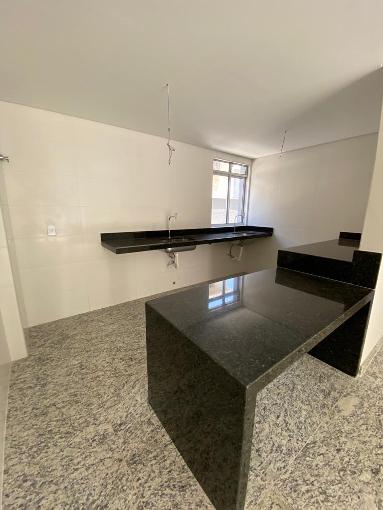 Apartamento à venda com 2 quartos, 66m² - Foto 8