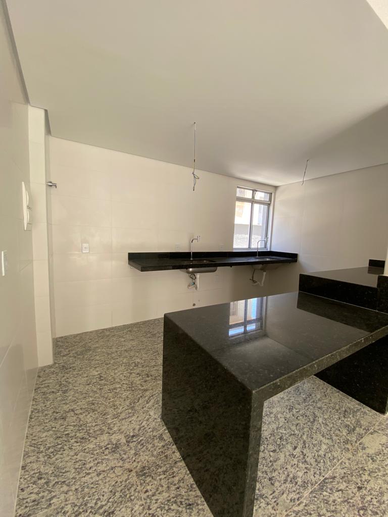 Apartamento à venda com 2 quartos, 66m² - Foto 21