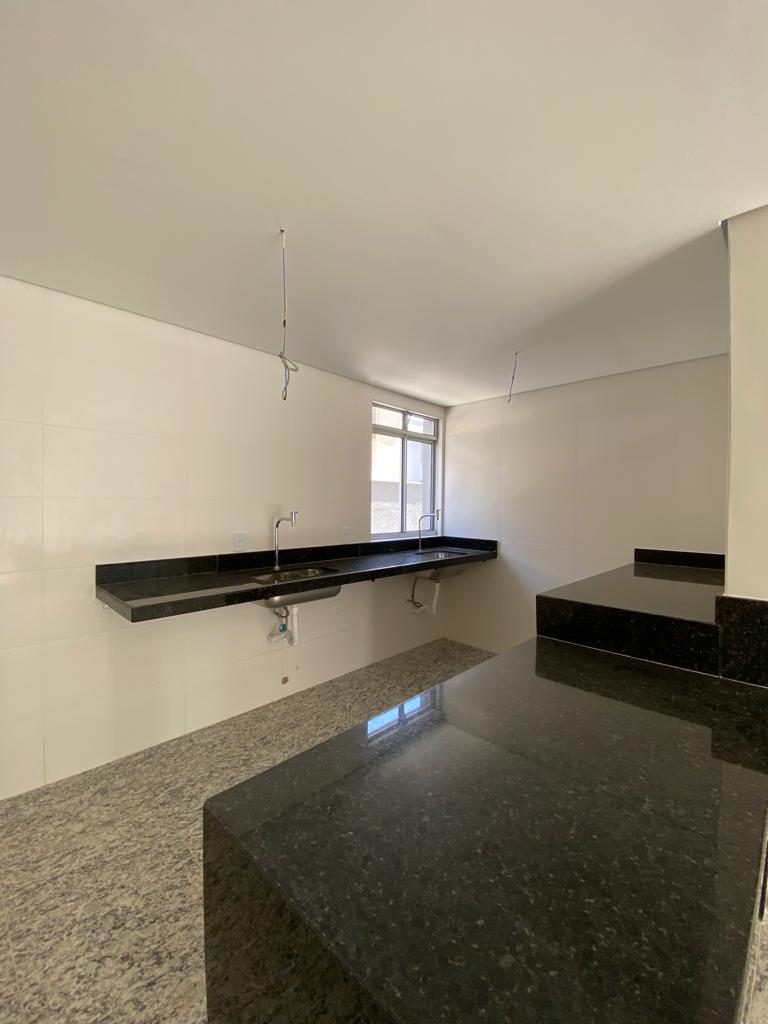 Apartamento à venda com 2 quartos, 66m² - Foto 7