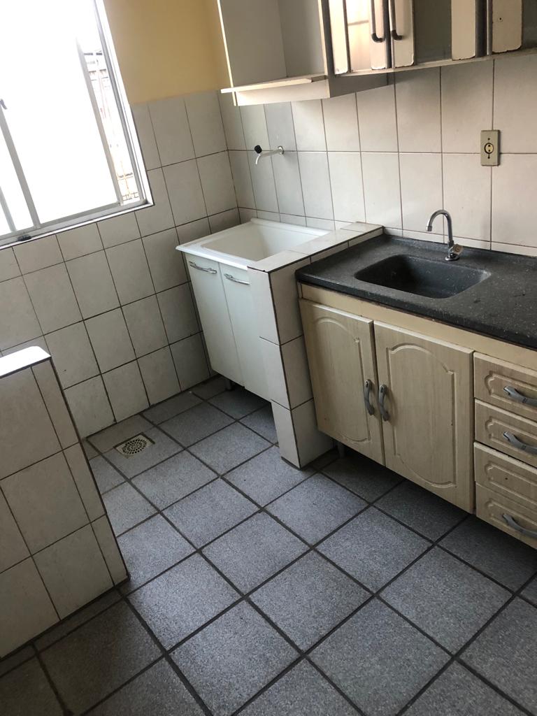 Apartamento à venda com 2 quartos, 60m² - Foto 4