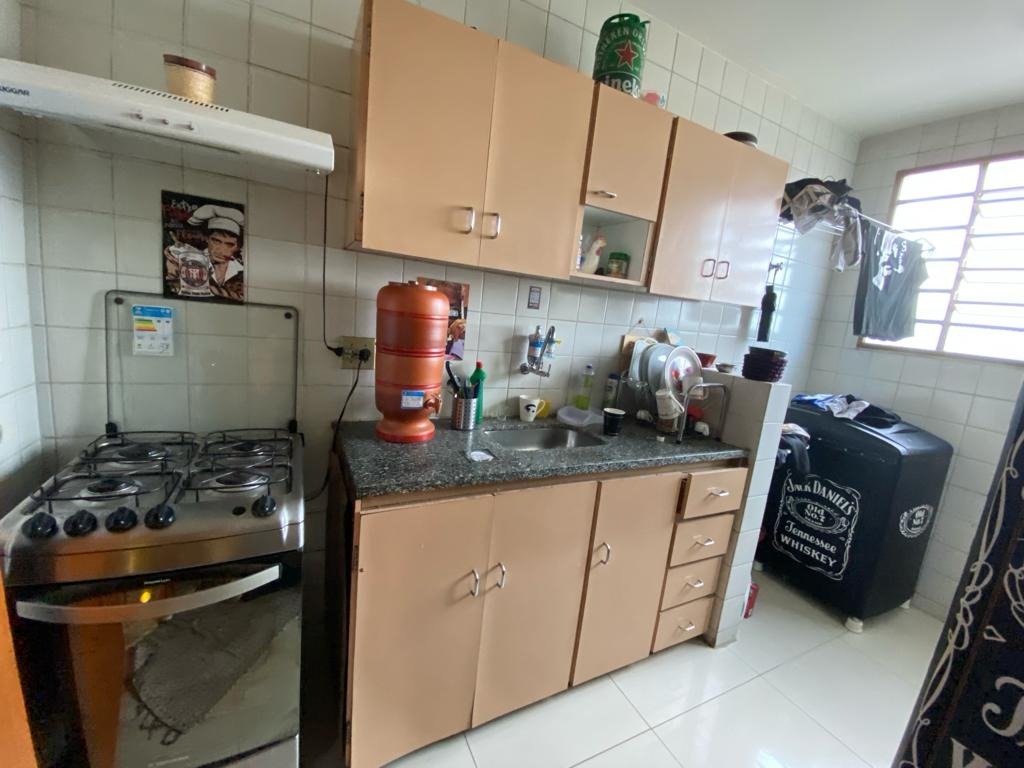 Apartamento à venda com 3 quartos, 90m² - Foto 8