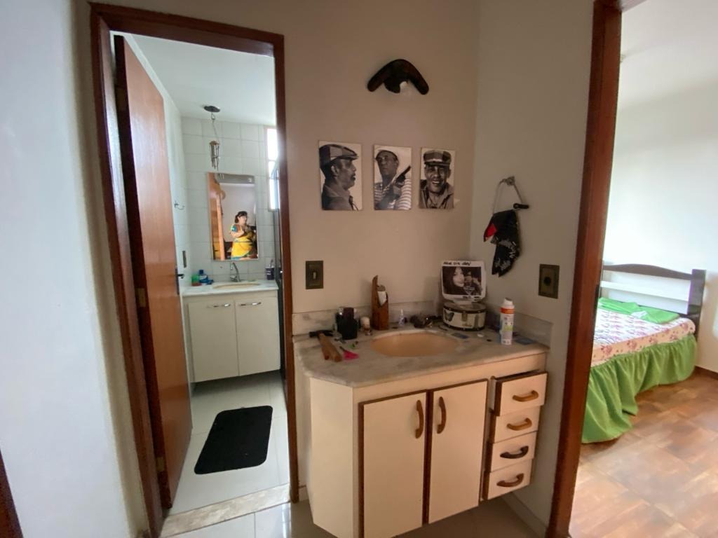 Apartamento à venda com 3 quartos, 90m² - Foto 10