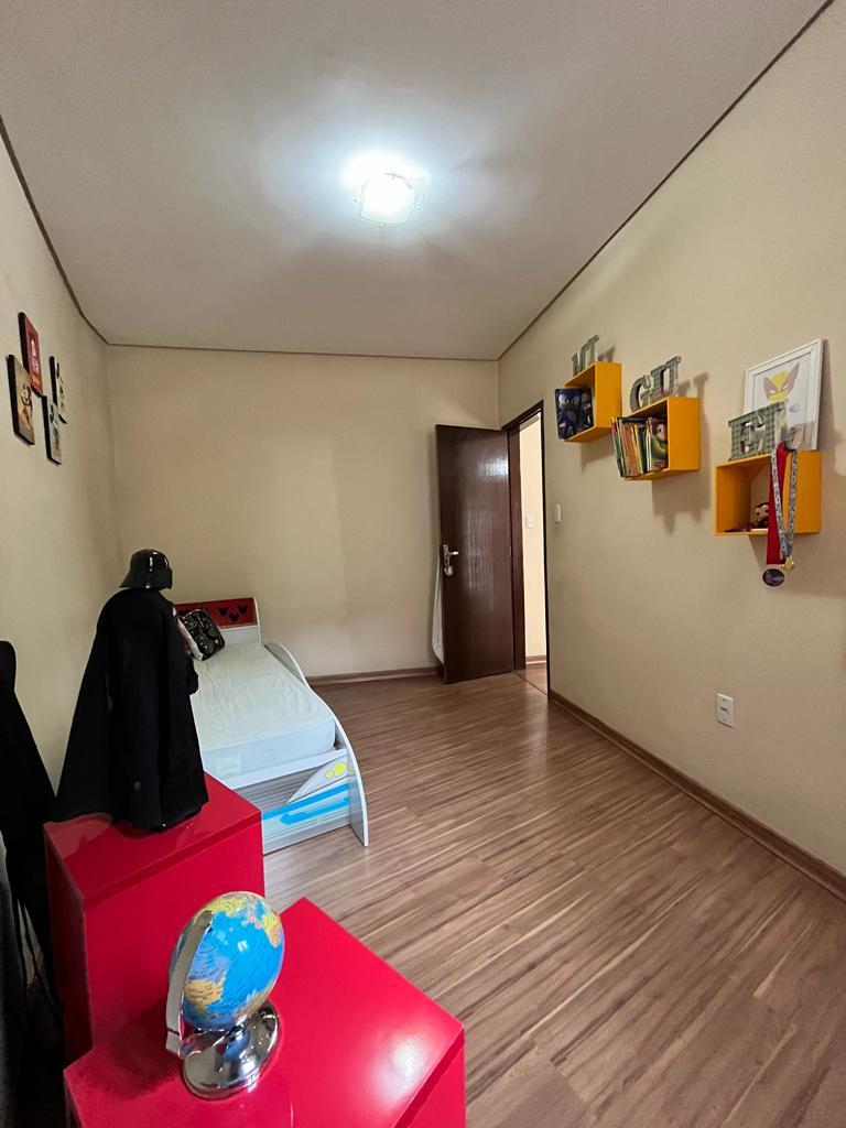 Casa à venda com 3 quartos, 400m² - Foto 9