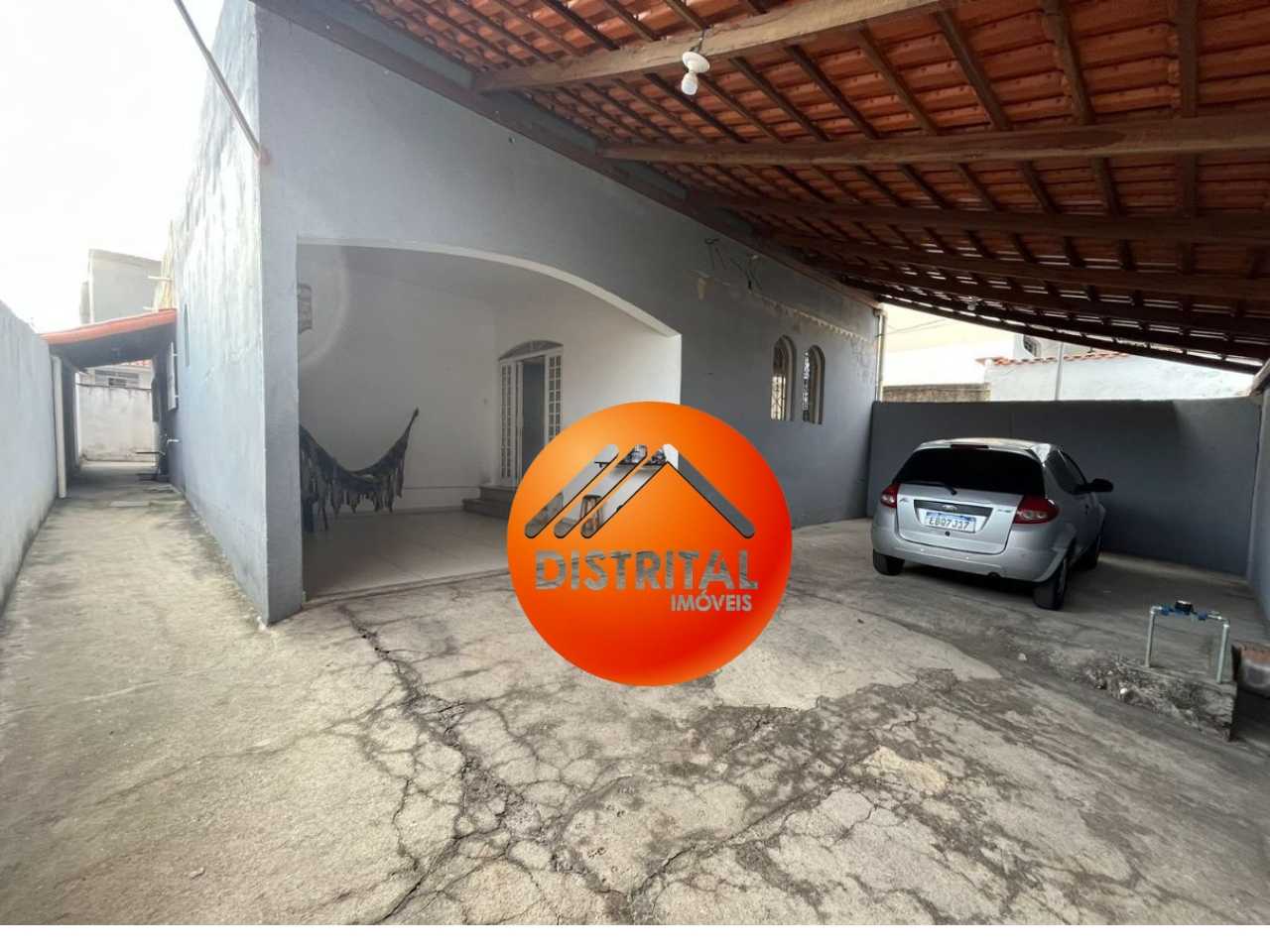 Casa à venda com 4 quartos, 360m² - Foto 2