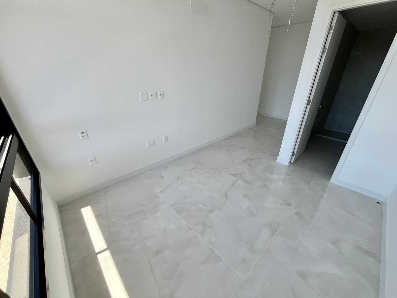 Apartamento à venda com 3 quartos, 164m² - Foto 5