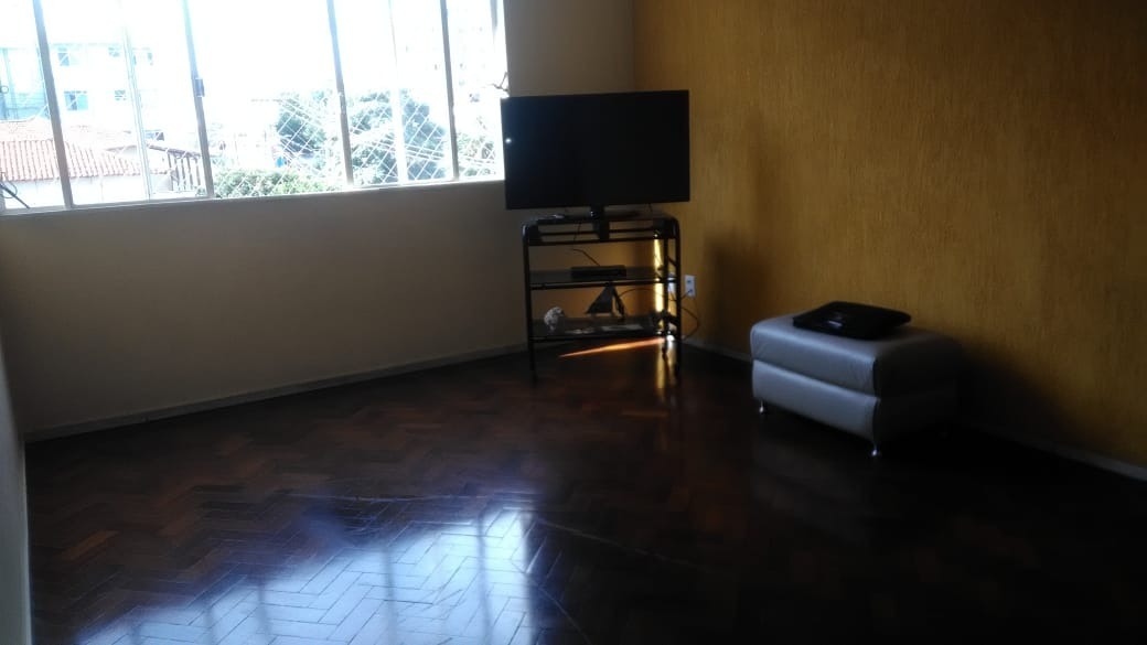 Apartamento à venda com 3 quartos, 110m² - Foto 3