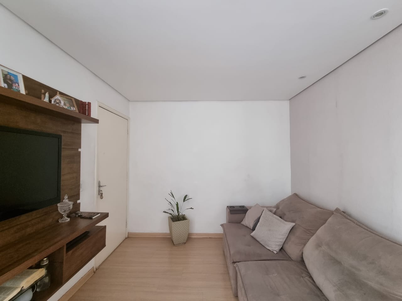 Apartamento à venda com 2 quartos, 45m² - Foto 2