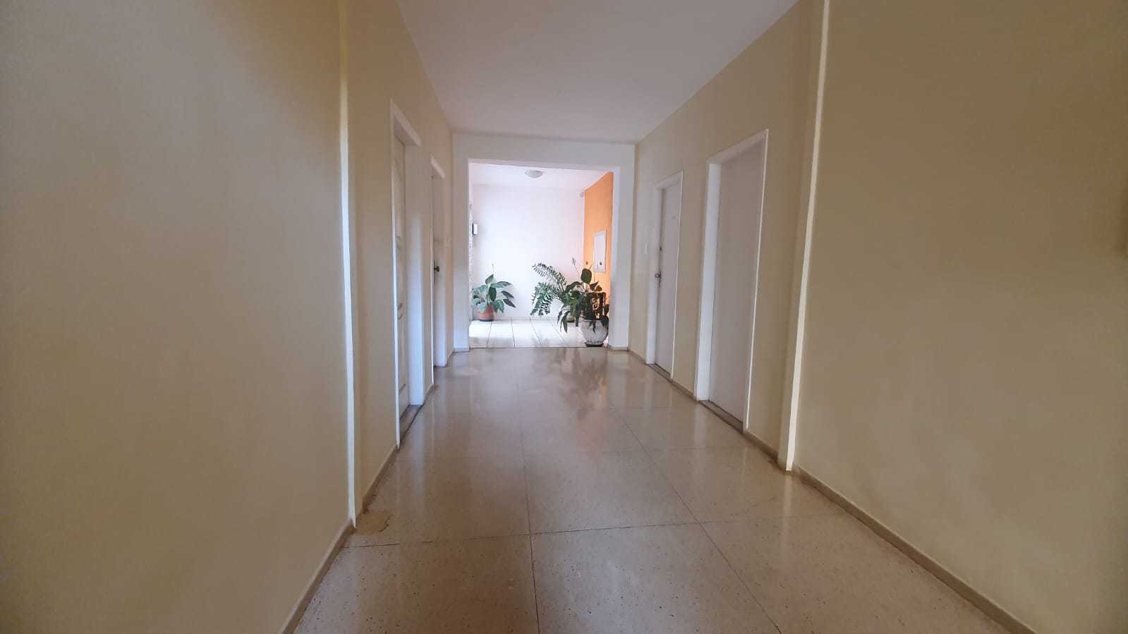 Apartamento à venda com 3 quartos, 110m² - Foto 3