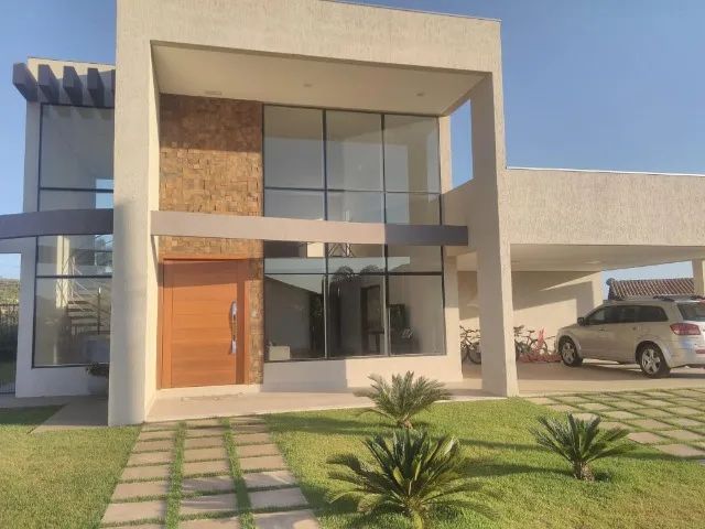 Casa à venda com 5 quartos, 360m² - Foto 1