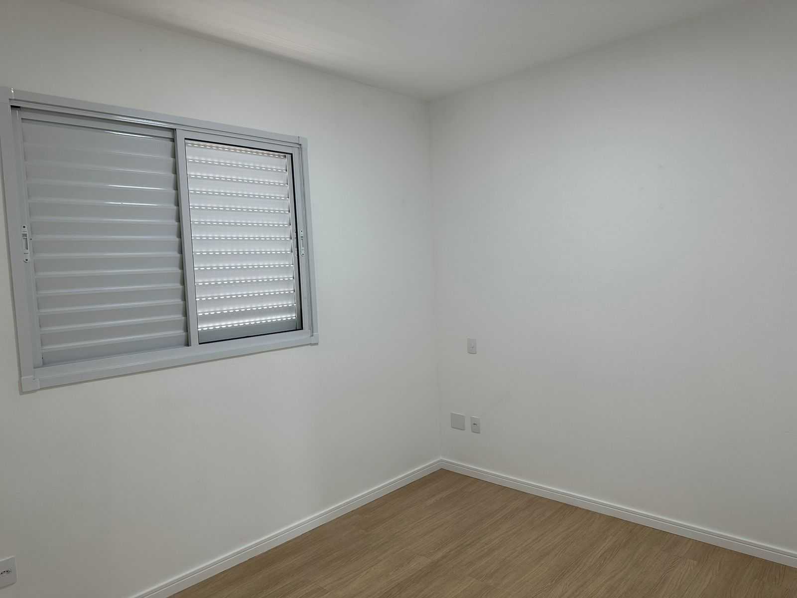 Apartamento à venda com 2 quartos, 60m² - Foto 3