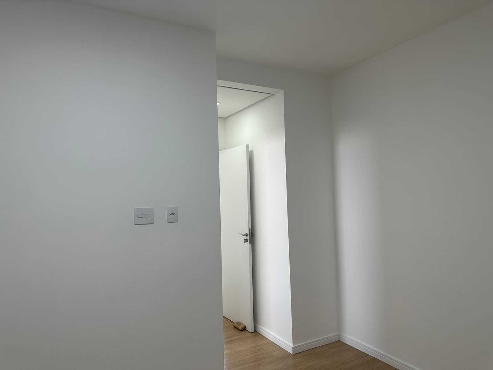 Apartamento à venda com 2 quartos, 60m² - Foto 1