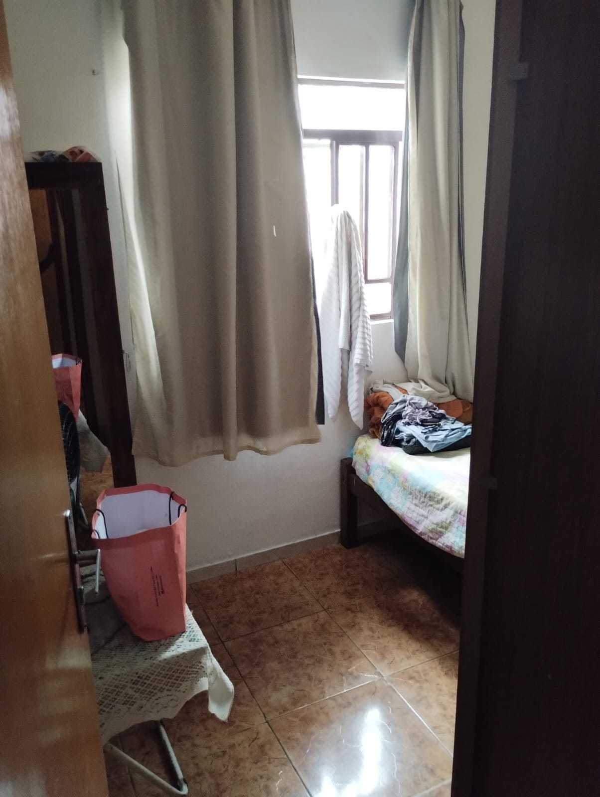 Casa à venda com 5 quartos, 300m² - Foto 17