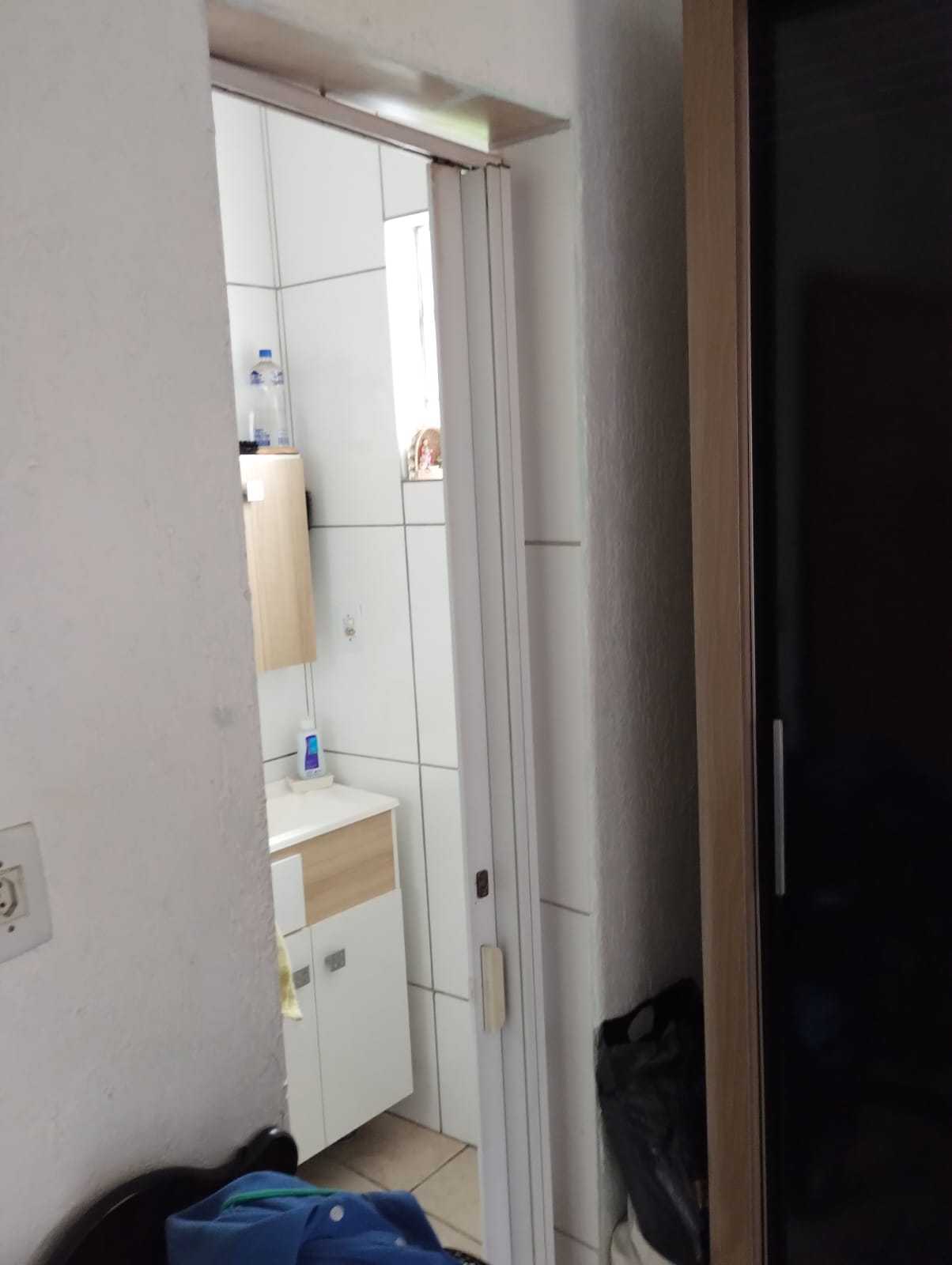 Casa à venda com 5 quartos, 300m² - Foto 1