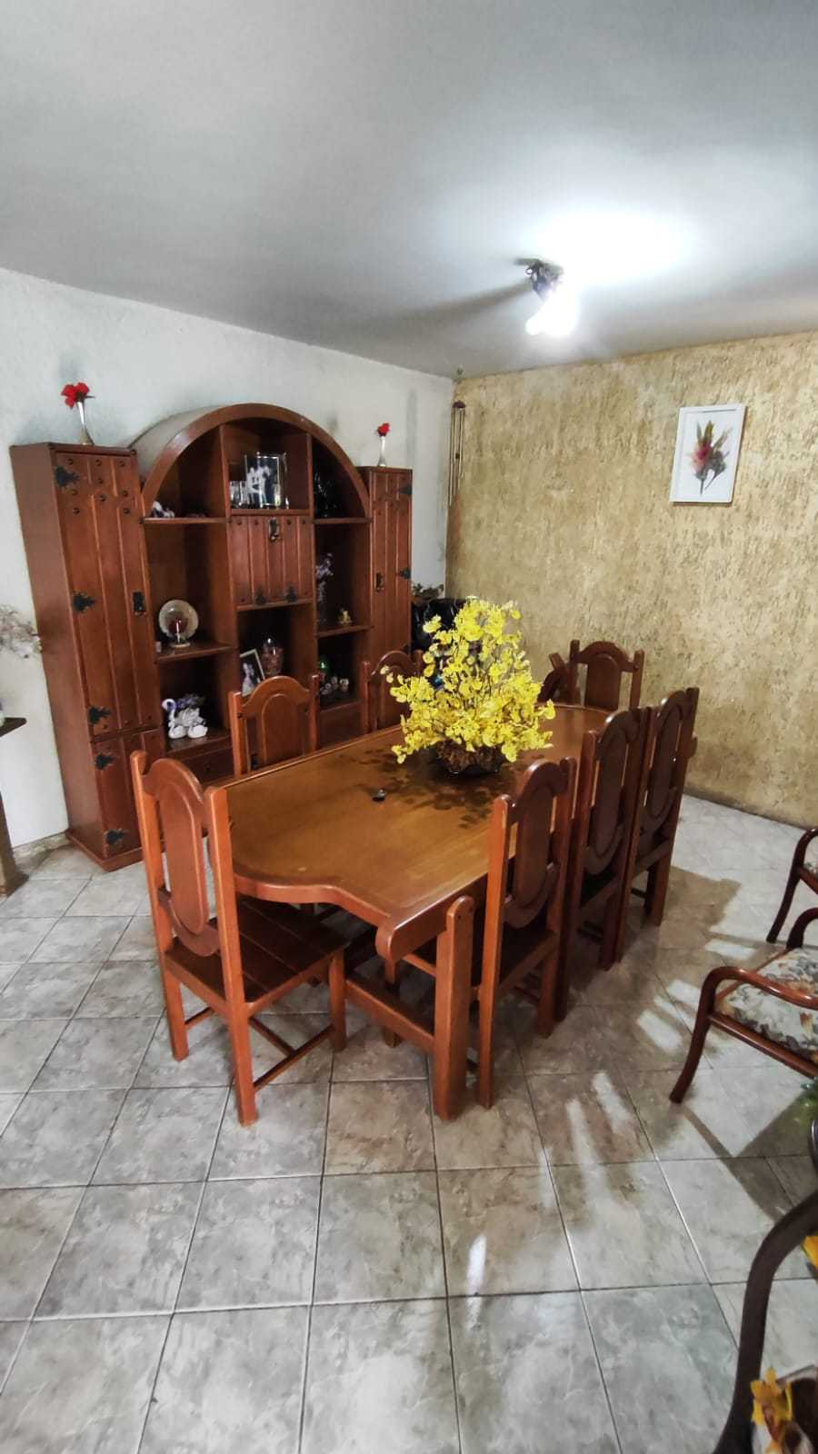 Casa à venda com 4 quartos, 160m² - Foto 4