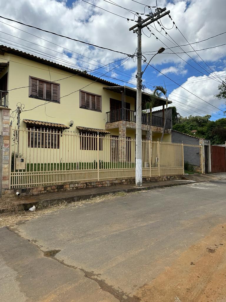 Casa à venda com 5 quartos, 736m² - Foto 2