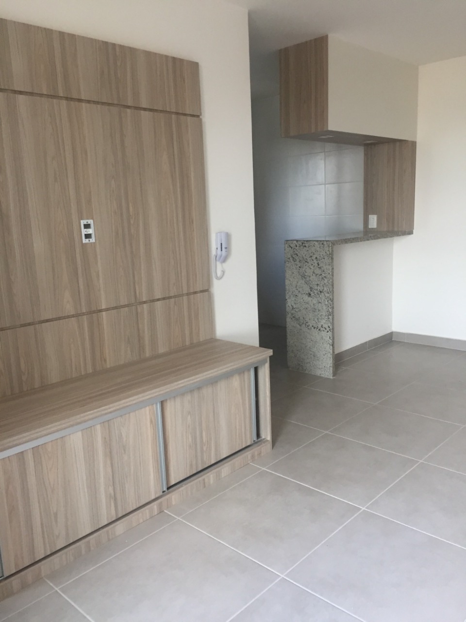 Apartamento à venda com 1 quarto, 40m² - Foto 3