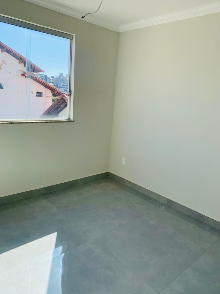 Apartamento à venda com 3 quartos, 75m² - Foto 10