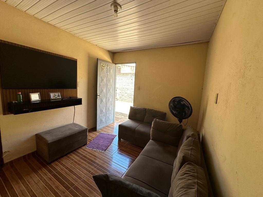 Casa à venda com 2 quartos, 240m² - Foto 12