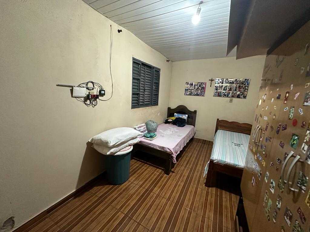 Casa à venda com 2 quartos, 240m² - Foto 9