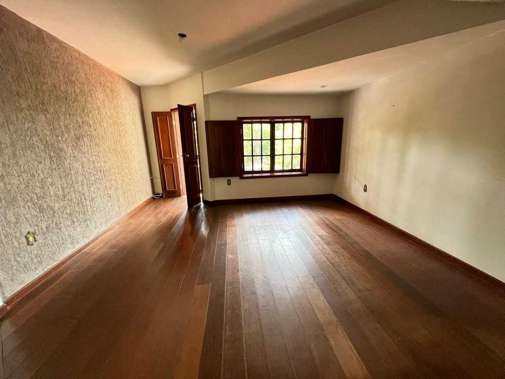 Casa de Condomínio à venda com 4 quartos, 480m² - Foto 10