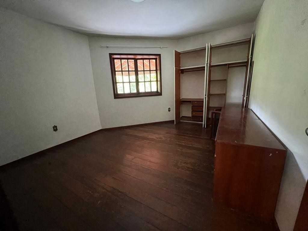 Casa de Condomínio à venda com 4 quartos, 480m² - Foto 14