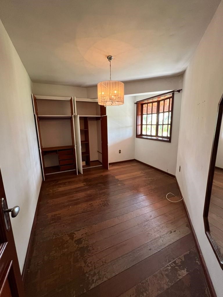 Casa de Condomínio à venda com 4 quartos, 480m² - Foto 9