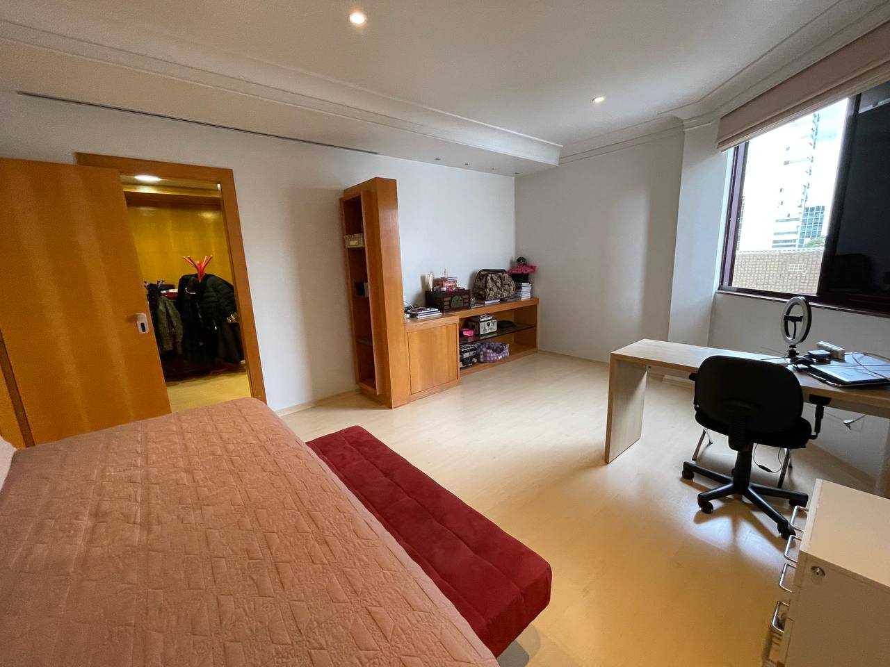 Apartamento à venda com 3 quartos, 152m² - Foto 17