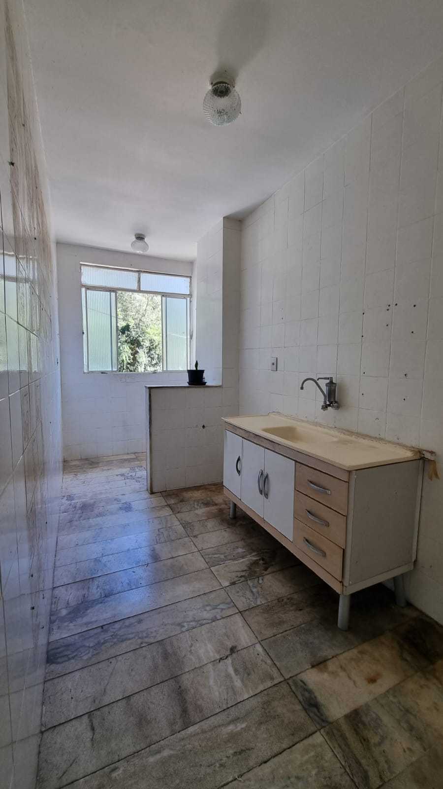 Apartamento à venda com 2 quartos, 60m² - Foto 11