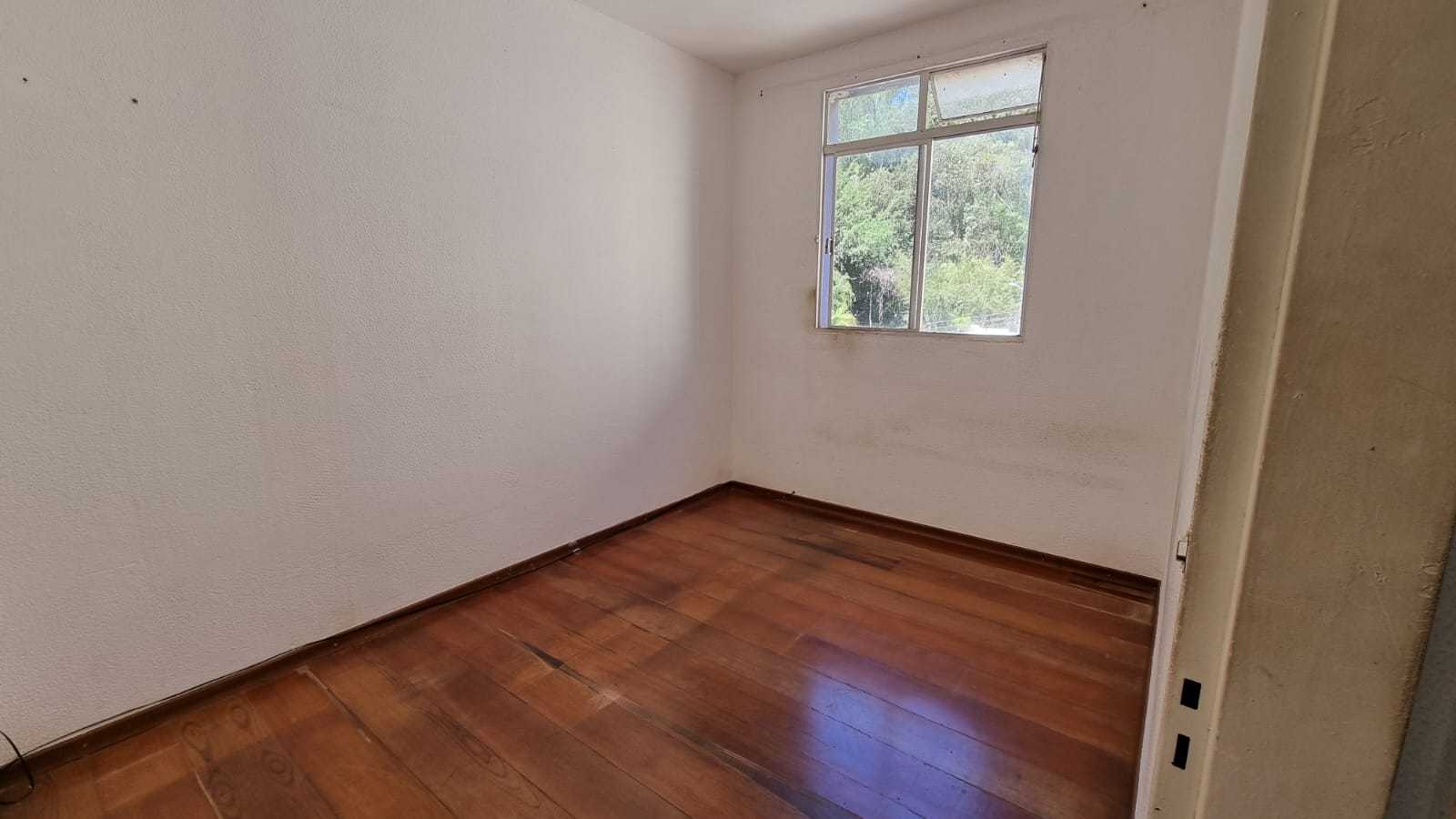 Apartamento à venda com 2 quartos, 60m² - Foto 5