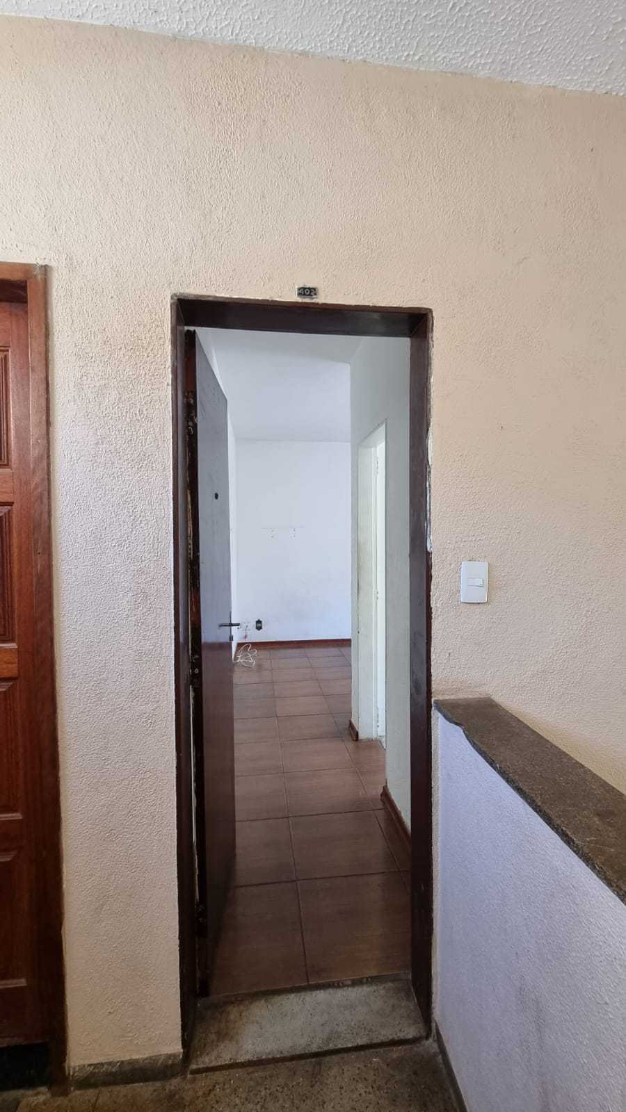 Apartamento à venda com 2 quartos, 60m² - Foto 10