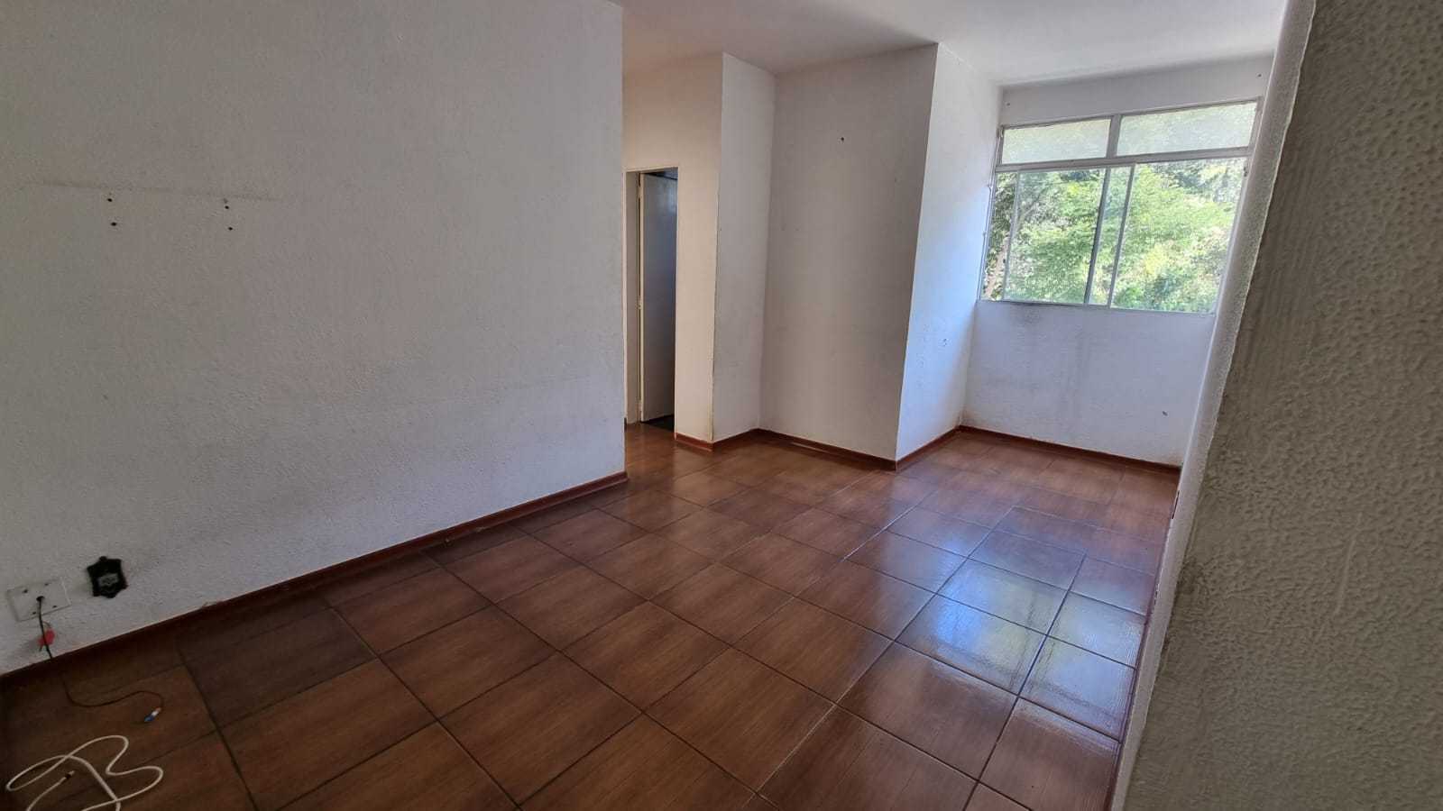 Apartamento à venda com 2 quartos, 60m² - Foto 1