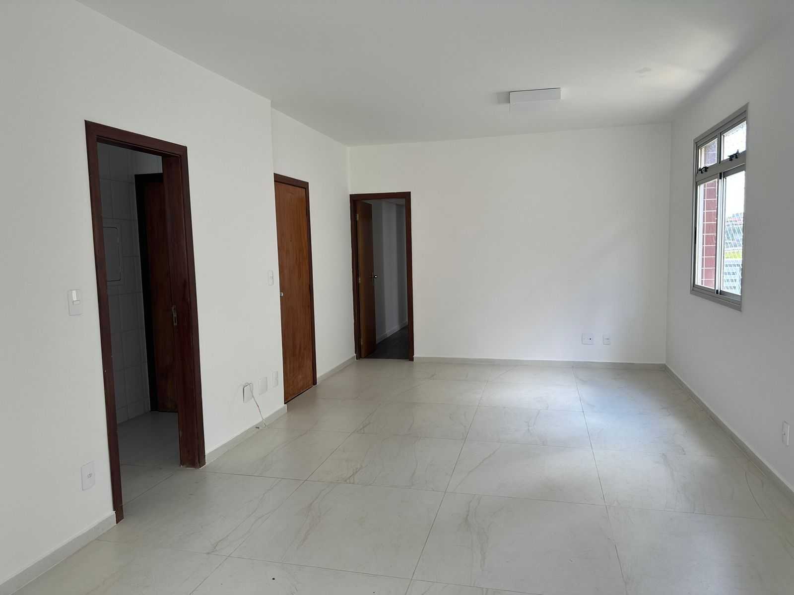 Apartamento para alugar com 3 quartos, 114m² - Foto 12