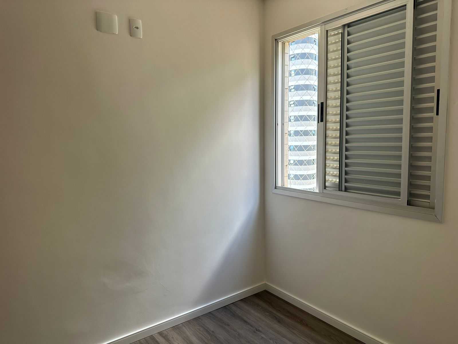 Apartamento para alugar com 3 quartos, 114m² - Foto 15