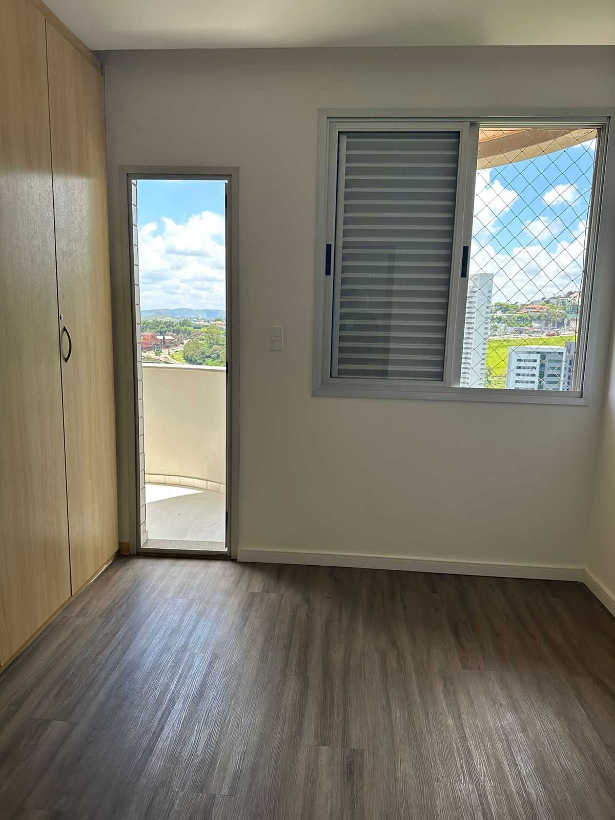 Apartamento para alugar com 3 quartos, 114m² - Foto 22