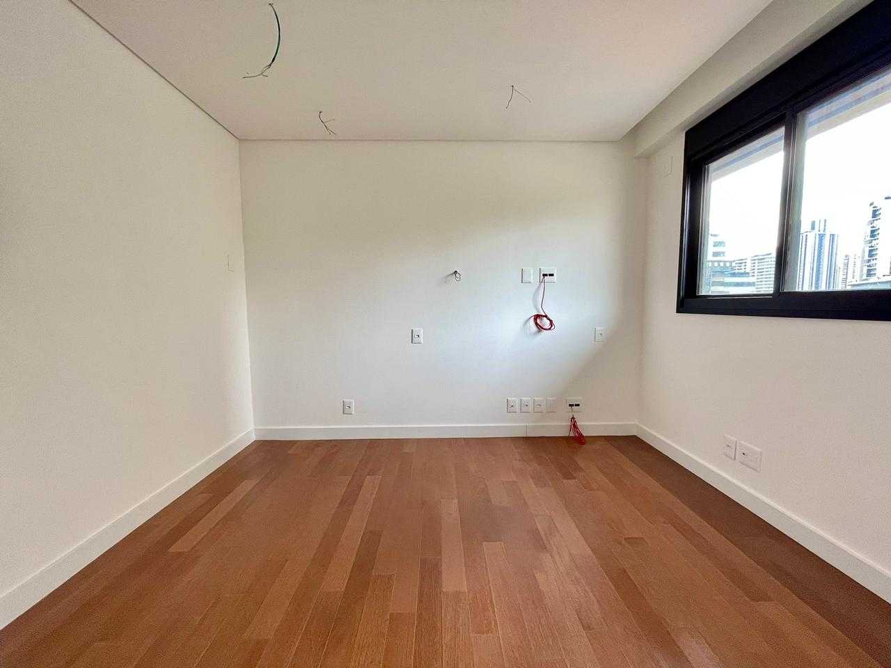 Apartamento à venda com 4 quartos, 187m² - Foto 21