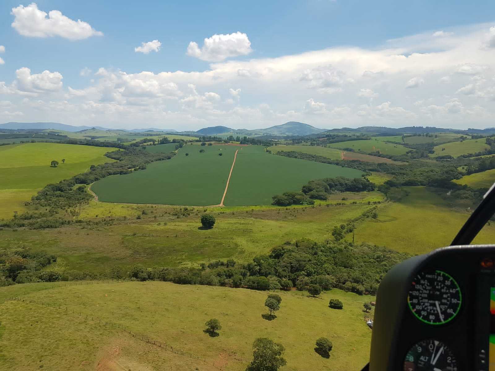 Chácara à venda com 3 quartos, 1080000m² - Foto 6