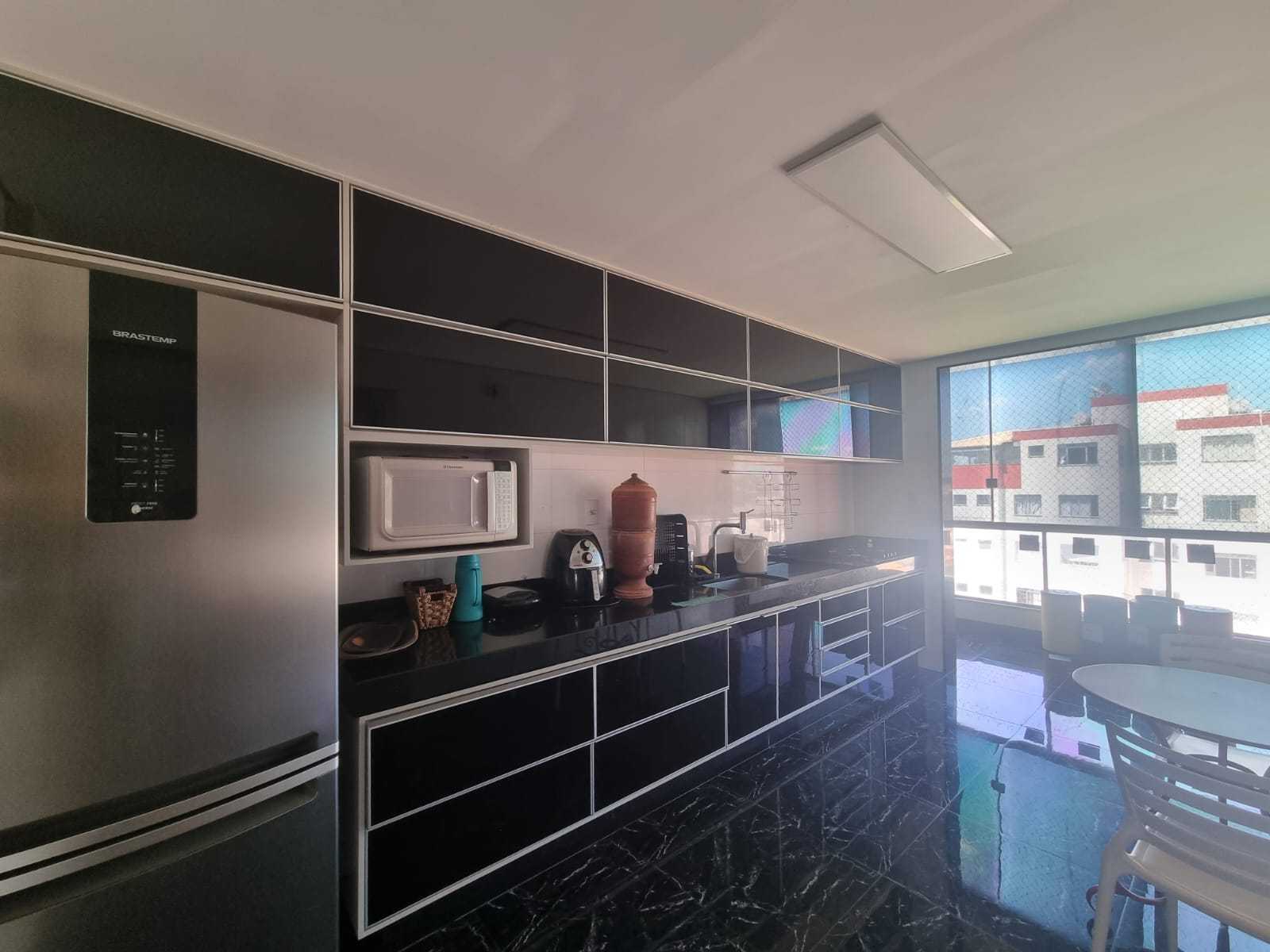 Cobertura à venda com 4 quartos, 200m² - Foto 5